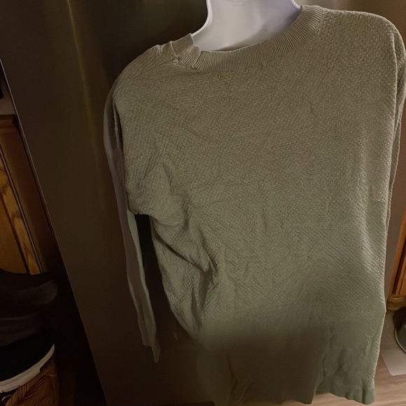 LOFT Sweater 💚 - Picture 10 of 13